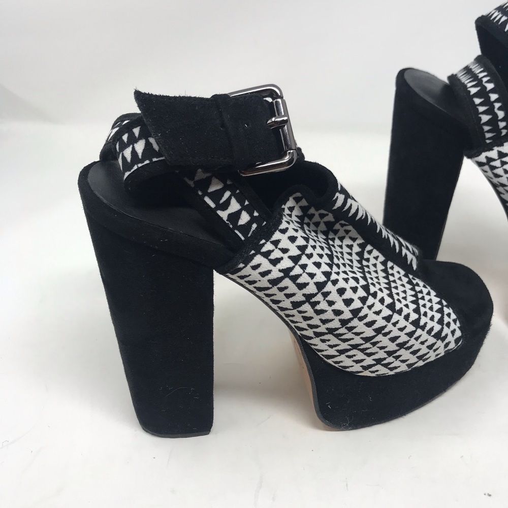 Manaola black wedge heels new size 6 - Picture 2 of 8